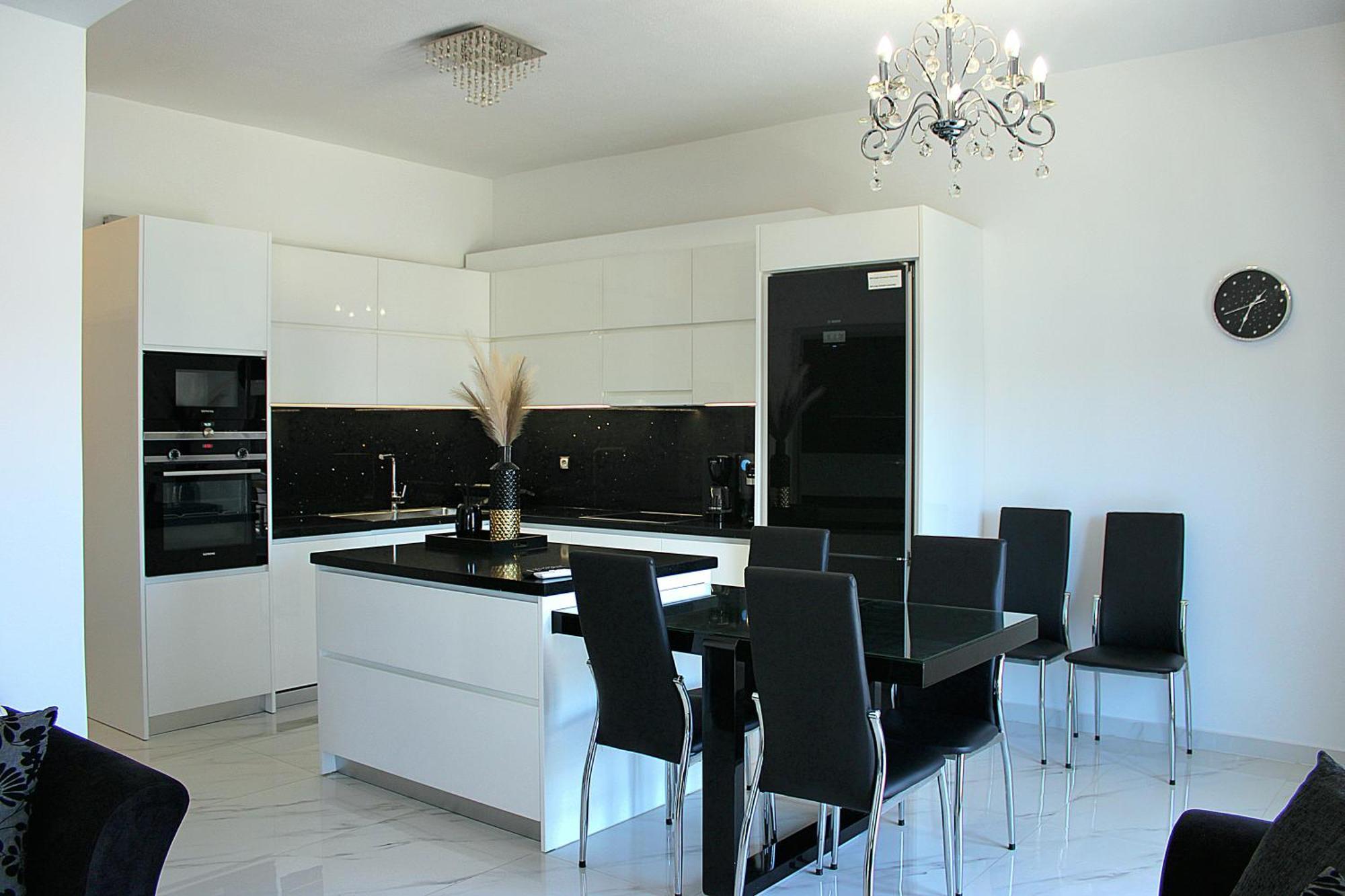 Black & White Seaside House Kalamia Corinth Buitenkant foto